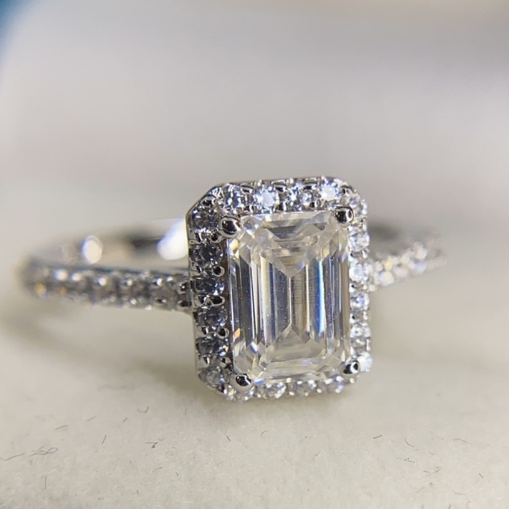 1CT Emerald Cut Halo Moissanite Engagement Ring